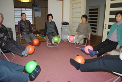 ボールを使ったストレッチ