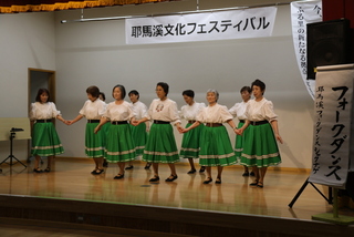 フォークダンス・シャクナゲ フォークダンス・シャクナゲ