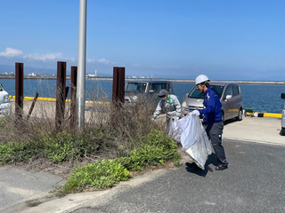 清掃活動の様子