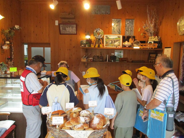 地域のパン屋さん
