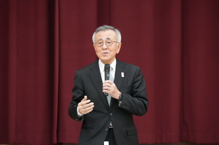 奥塚市長あいさつ