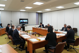 理事会の様子