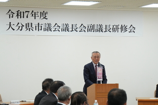 奥塚市長あいさつ