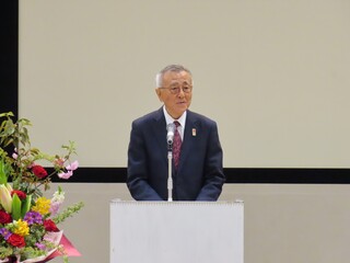 奥塚市長あいさつ