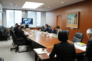 理事会のようす