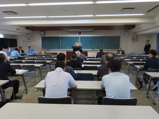 総会のようす 総会のようす