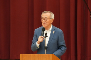 奥塚市長あいさつ